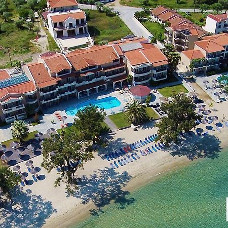 Rachoni Bay Hotel Skala Rachoni  ภายนอก รูปภาพ