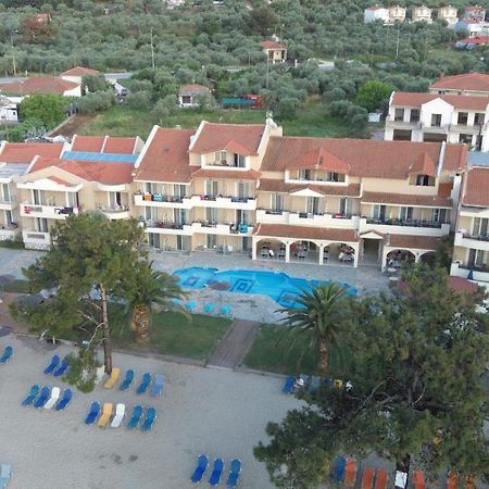 Rachoni Bay Hotel Skala Rachoni  ภายนอก รูปภาพ