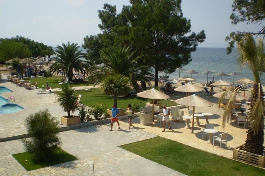 Rachoni Bay Hotel Skala Rachoni  ภายนอก รูปภาพ