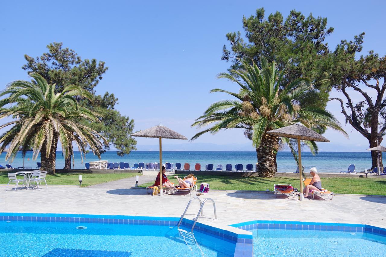 Rachoni Bay Hotel Skala Rachoni  ภายนอก รูปภาพ