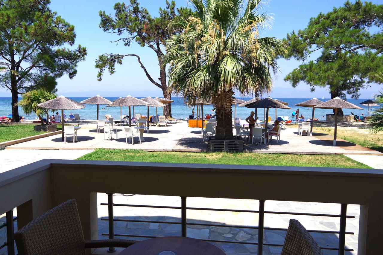 Rachoni Bay Hotel Skala Rachoni  ภายนอก รูปภาพ